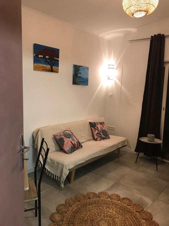 Nout Ti Kaz Le Bains Apartment L'Etang-Sale Exterior photo